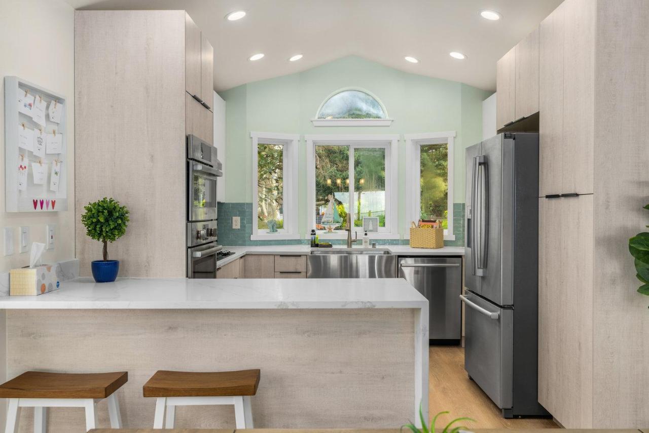 @ Marbella Lane - Wave House, Your Oceanfront Retreat! Oak Harbor Bagian luar foto