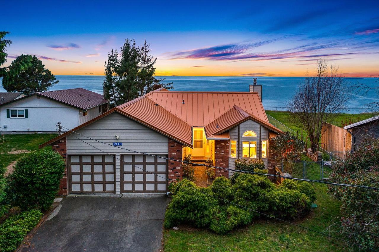 @ Marbella Lane - Wave House, Your Oceanfront Retreat! Oak Harbor Bagian luar foto