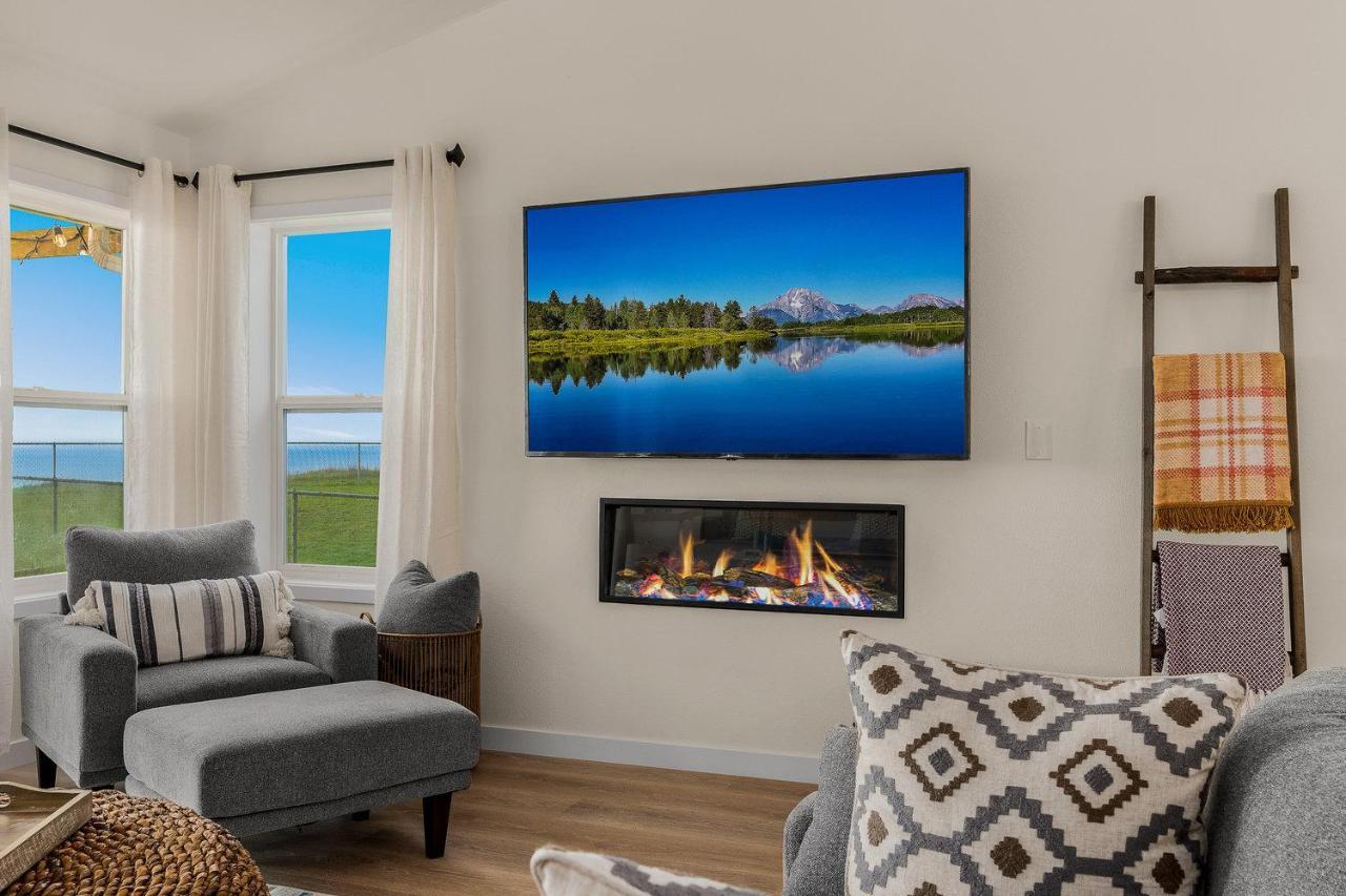 @ Marbella Lane - Wave House, Your Oceanfront Retreat! Oak Harbor Bagian luar foto